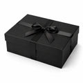 Scatola regalo 30 x 22 x 10 cm in cartoncino nero con nastro in raso - chiusura con coperchio